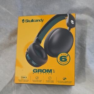 Skullcandy Grom XT Kids Wireless Headphones - Black and Teal